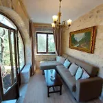Elgina Apartments2 Mani Dom wakacyjny *