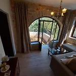 Dom wakacyjny Elgina Apartments2 Mani *