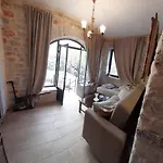 Elgina Apartments2 Mani Dom wakacyjny *