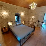 Dom wakacyjny Elgina Apartments2 Mani Mína