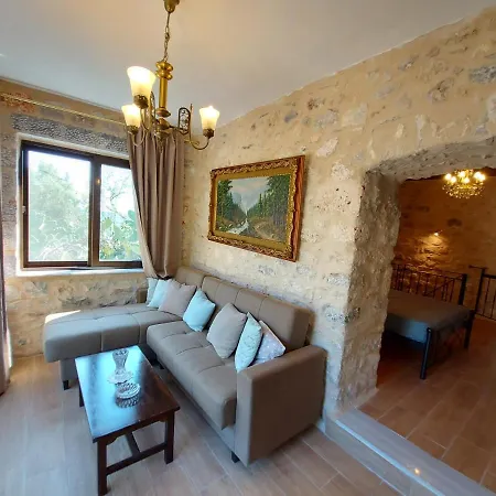 Dom wakacyjny Elgina Apartments2 Mani *