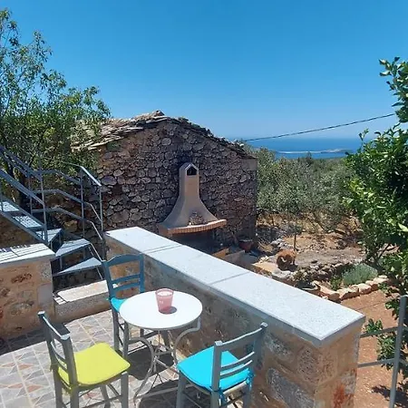 Elgina Apartments2 Mani Holiday home *