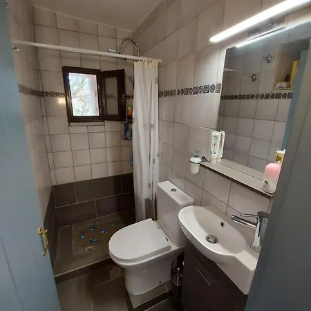 Elgina Apartments2 Mani Holiday home