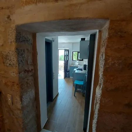 Elgina Apartments2 Mani *