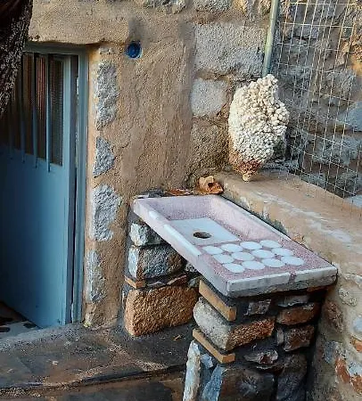 Elgina Apartments2 Mani