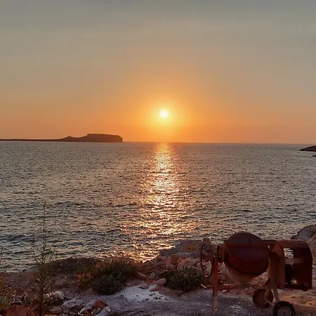 Elgina Apartments2 Mani * Mína