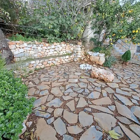 Elgina Apartments2 Mani * Mína