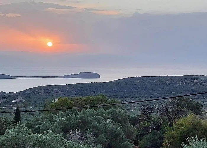 Elgina Apartments2 Mani *