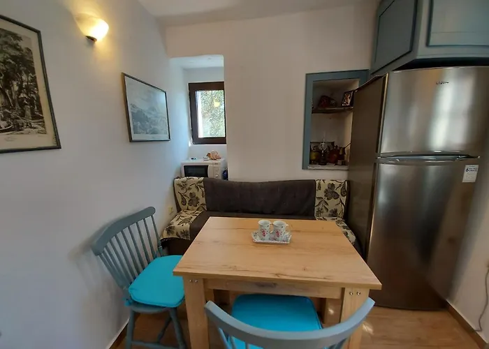 Elgina Apartments2 Mani * Μίνα