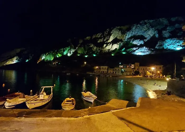 Elgina Apartments2 Mani Μίνα